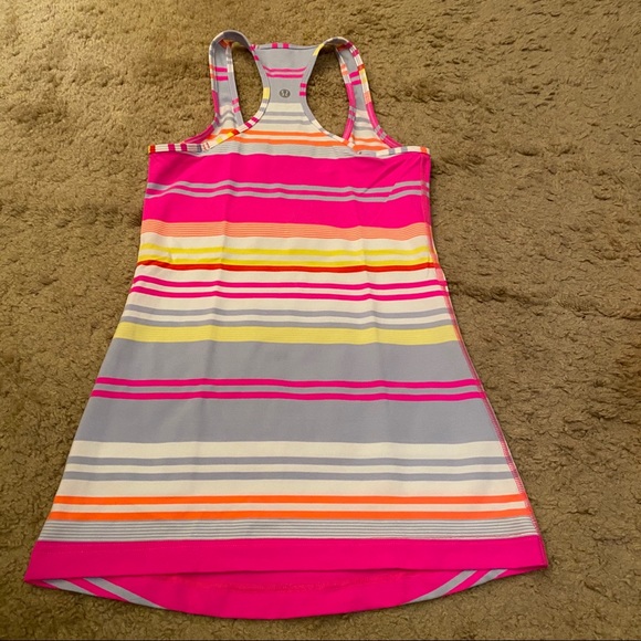 🎉HP🎉Like New OG Lululemon Cool Racerback Tank - Picture 2 of 4
